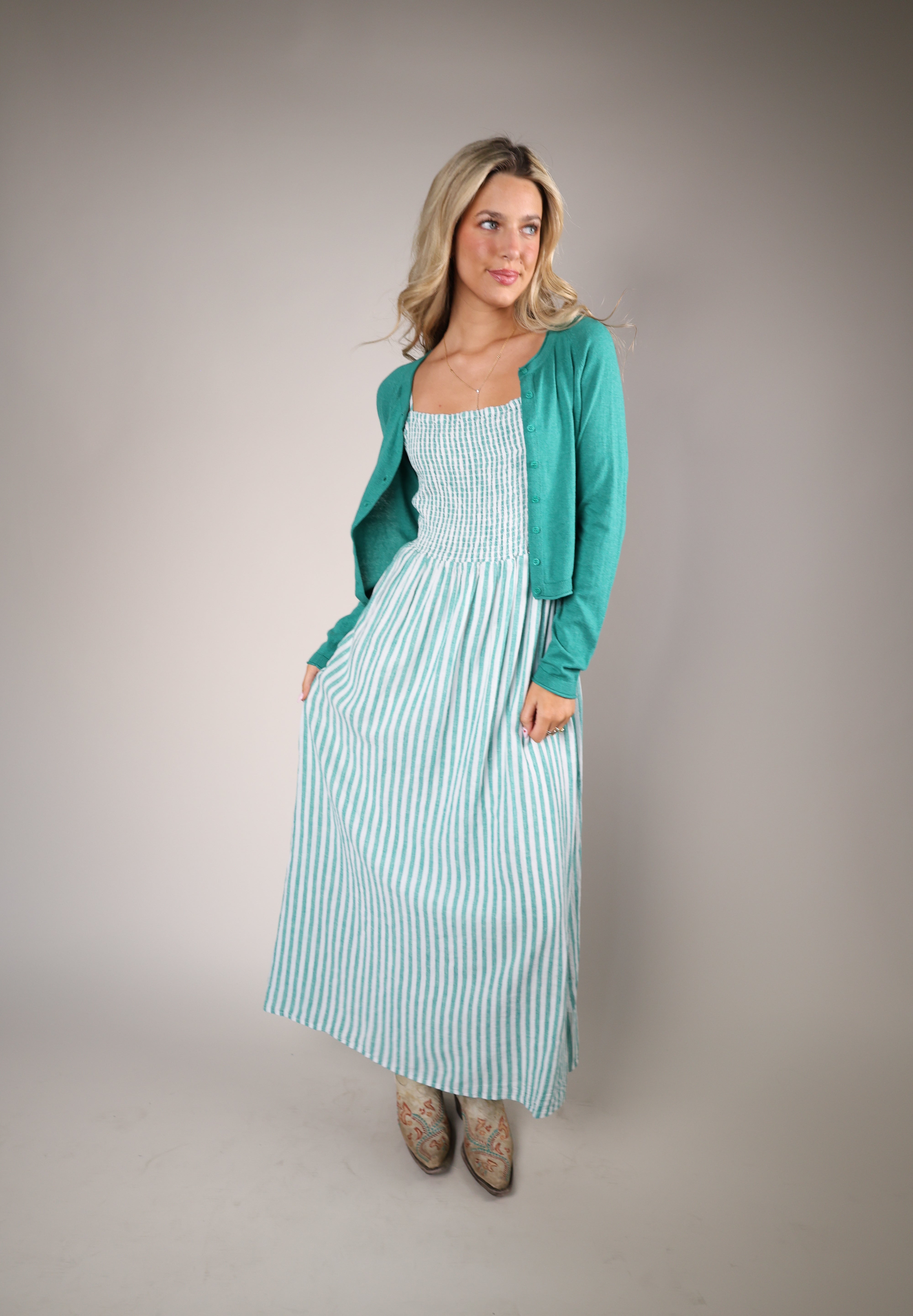 green emerald velvet dress Flowy Tiered Midi Dress Green / XL main image 0