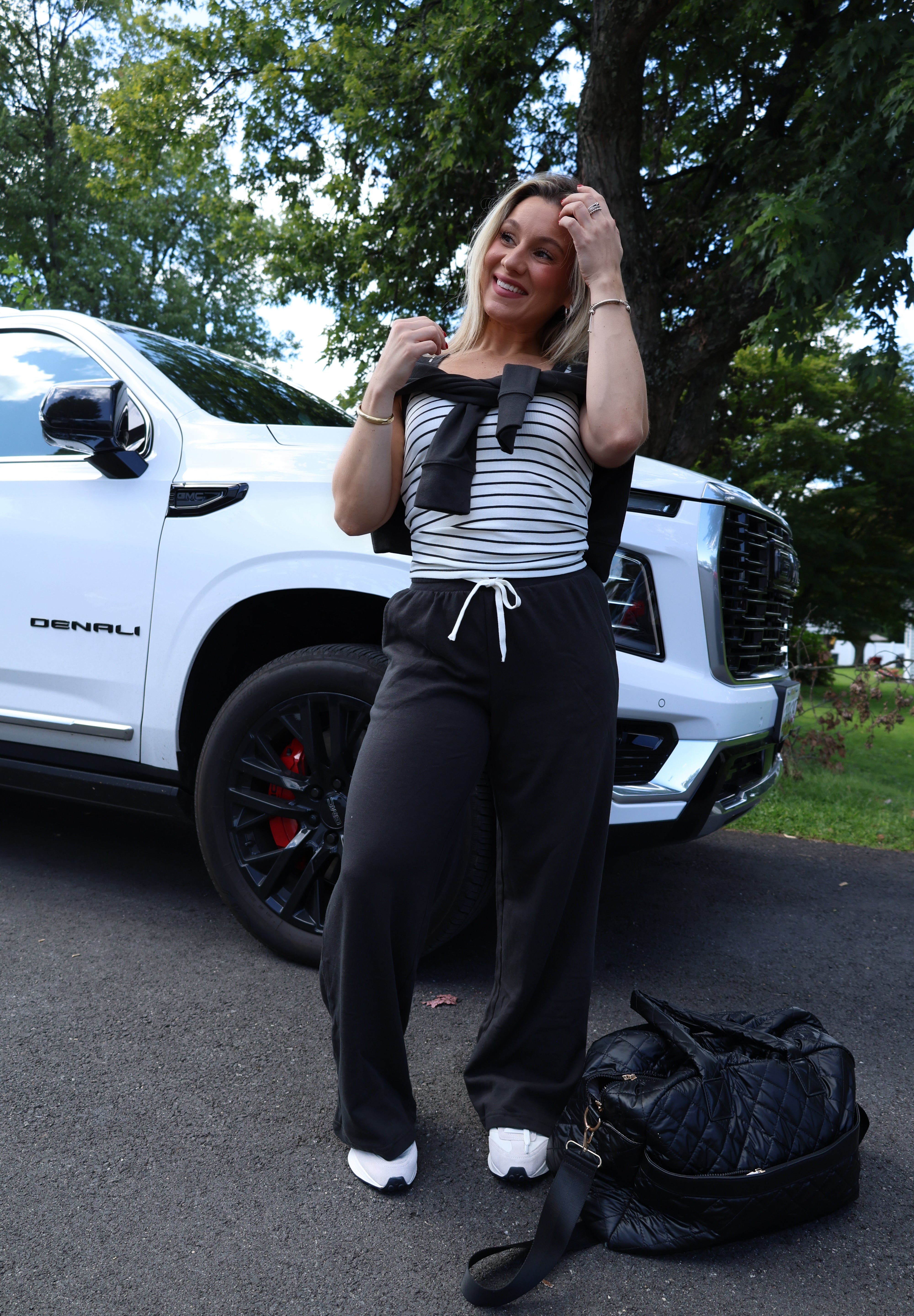 Casual women’s sweatshirt and pants set for travel, errands, and everyday wear