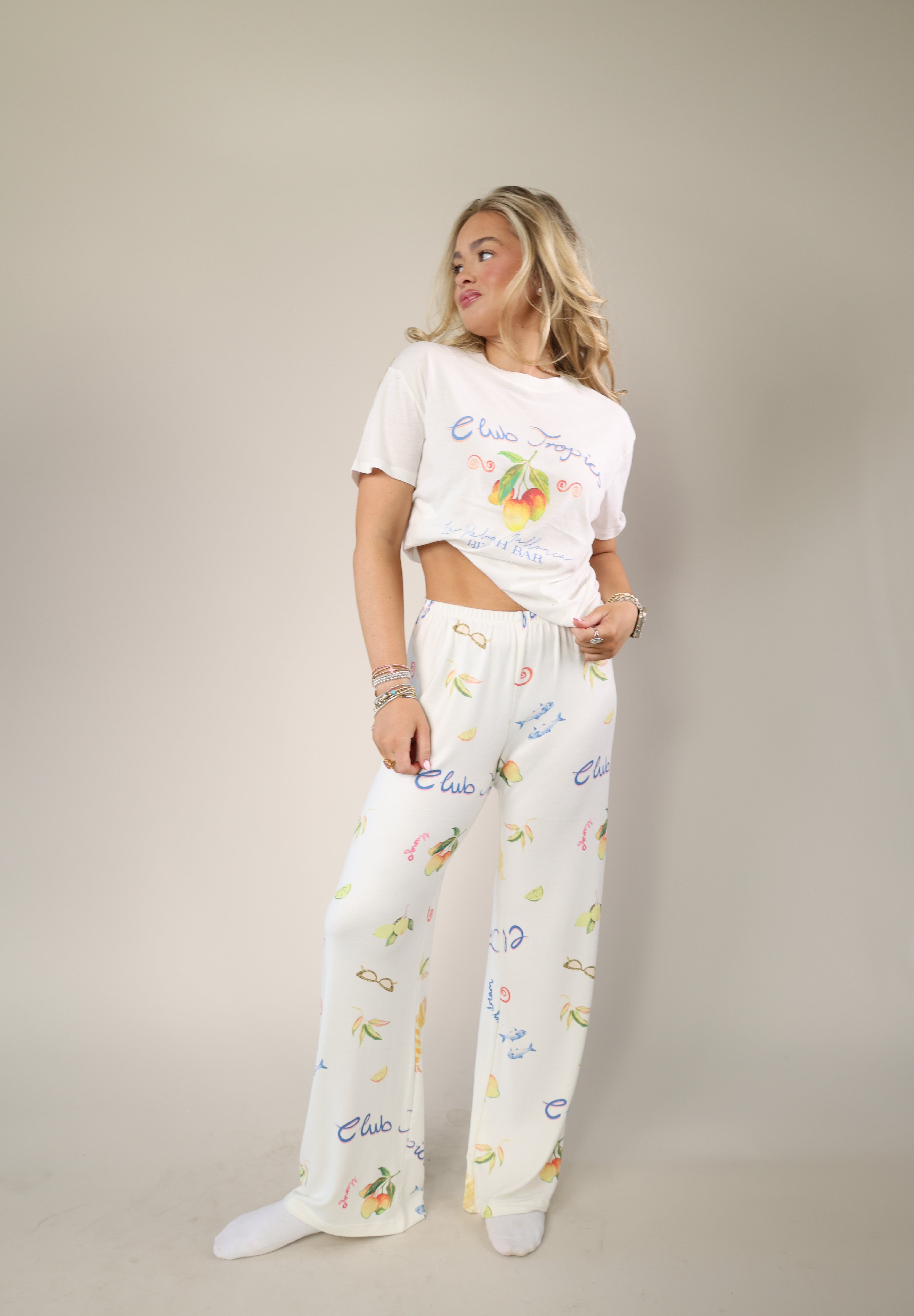 Relaxed Z Supply Vintage Tropic pants with lightweight fabric and whimsical coastal print.