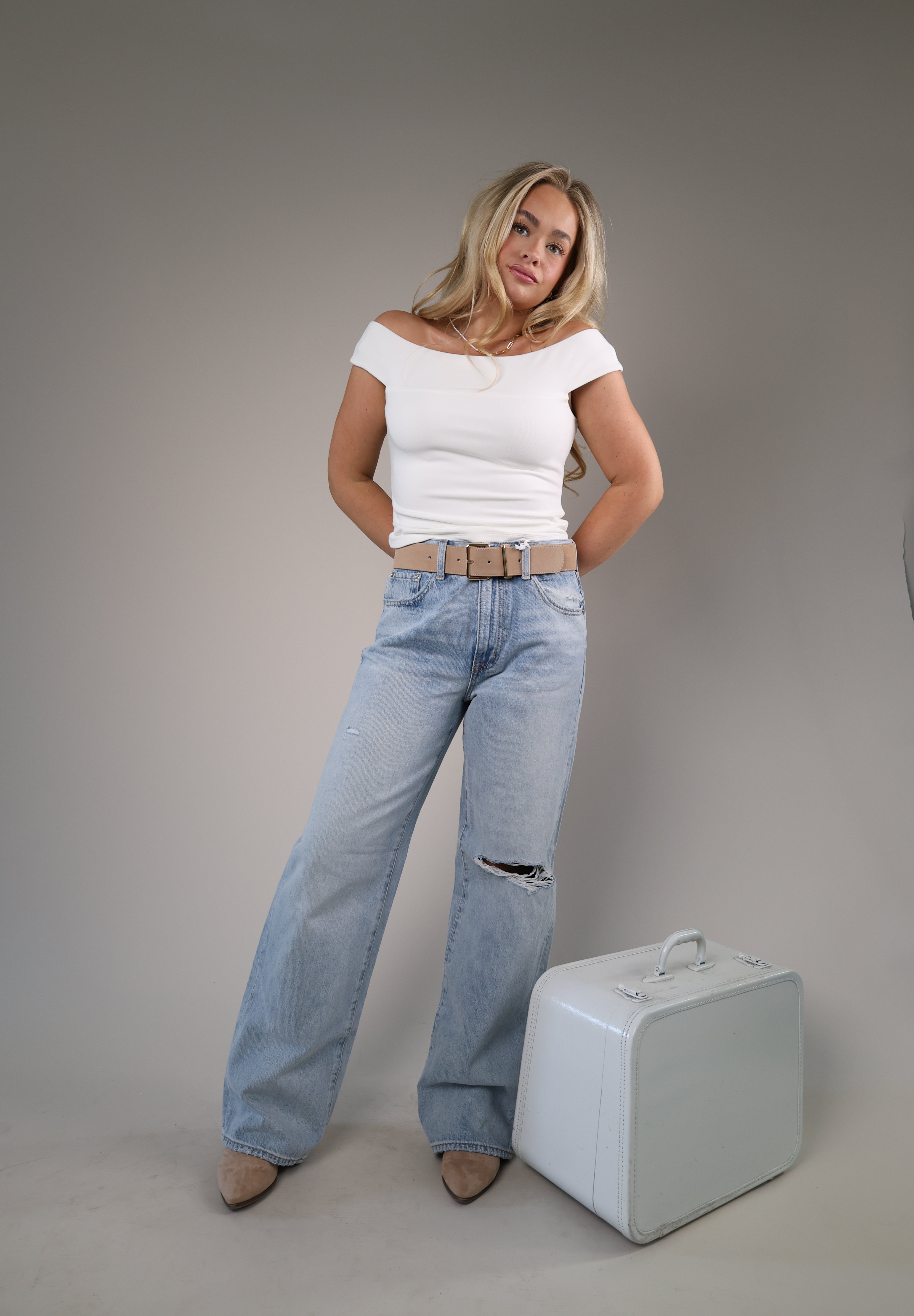 Relaxed Pistola Hendrix Baggy Fix jeans in light wash denim with a high waist and straight baggy leg.