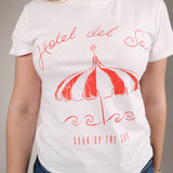 lightweight cotton graphic tee women casual summer outfit relaxed fit