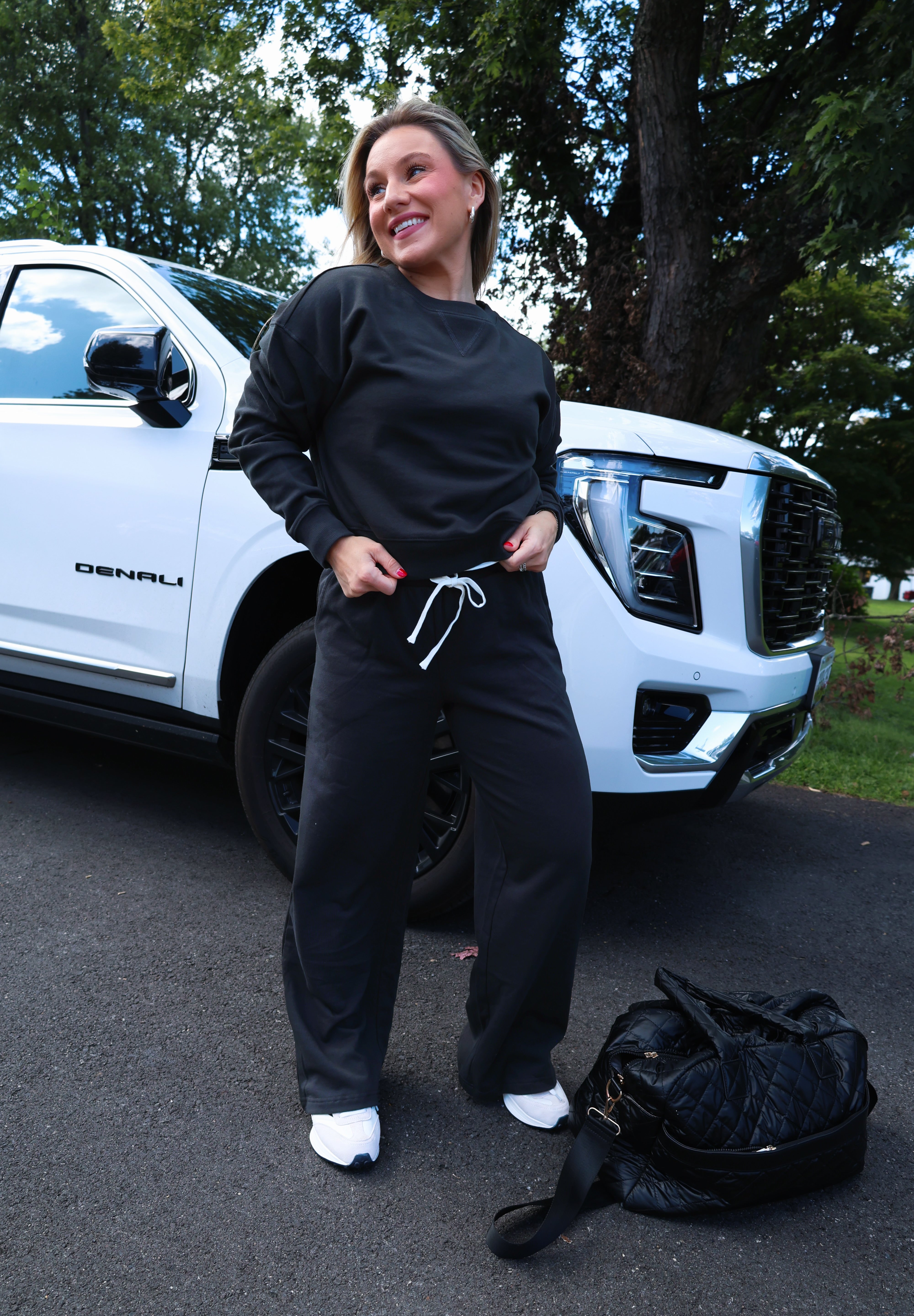 Women’s two-piece lounge set with cropped crewneck sweatshirt and relaxed pants