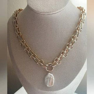 Ovo Pearl Chain Link Necklace