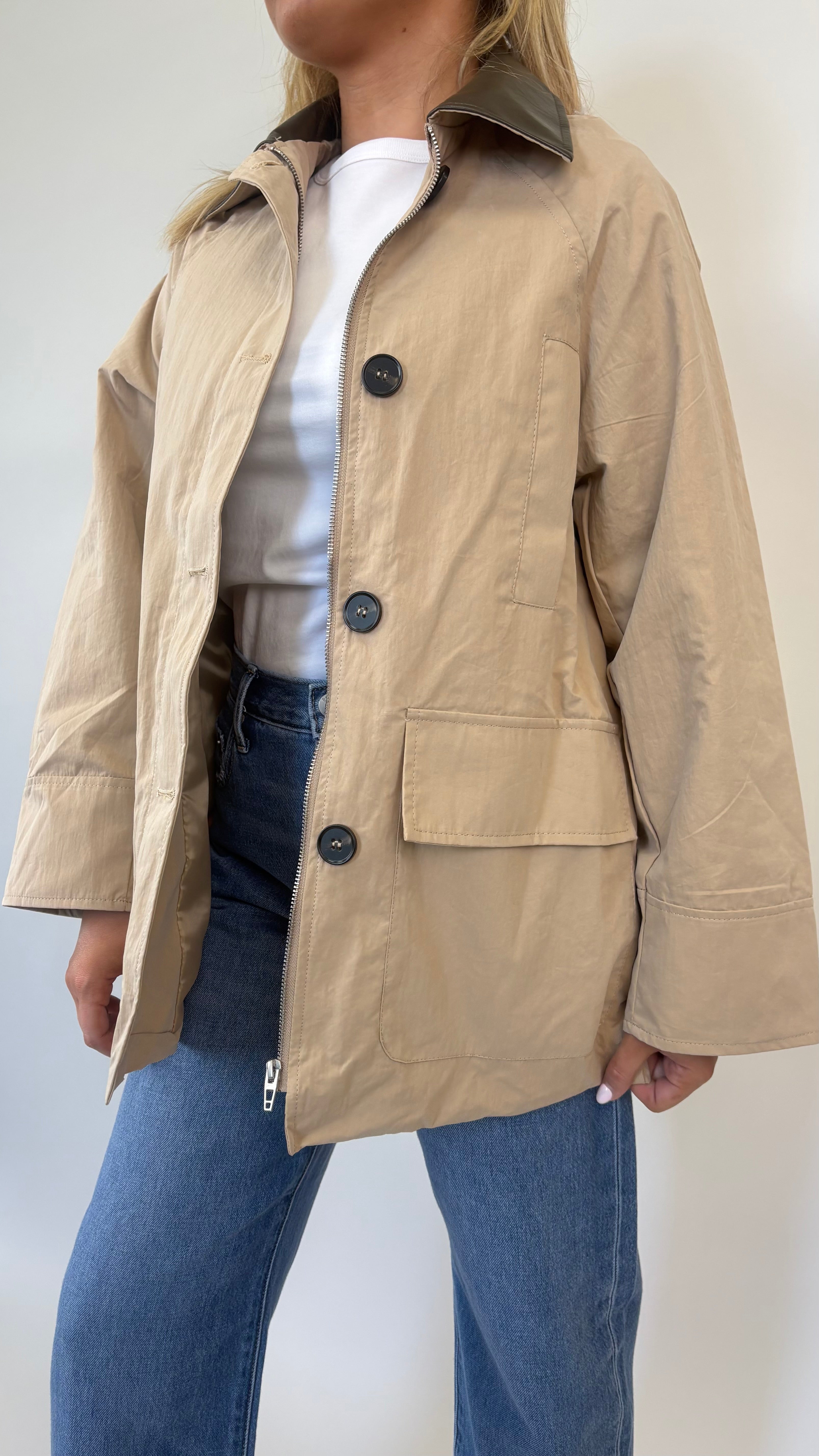 Structured Deluc Montecarlo jacket with faux leather contrast and zip-and-button front