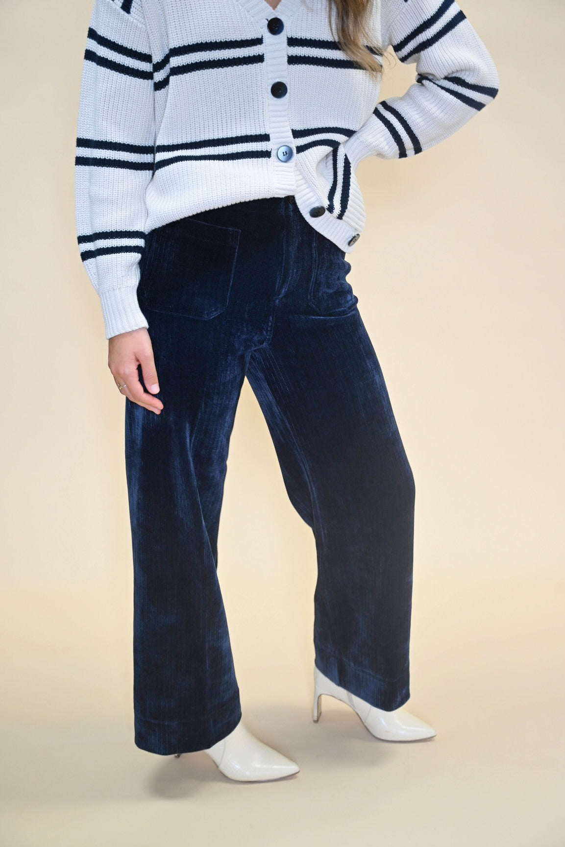 Chic Audrey corduroy pants with a wide-leg fit, blending classic texture with effortless fall style.