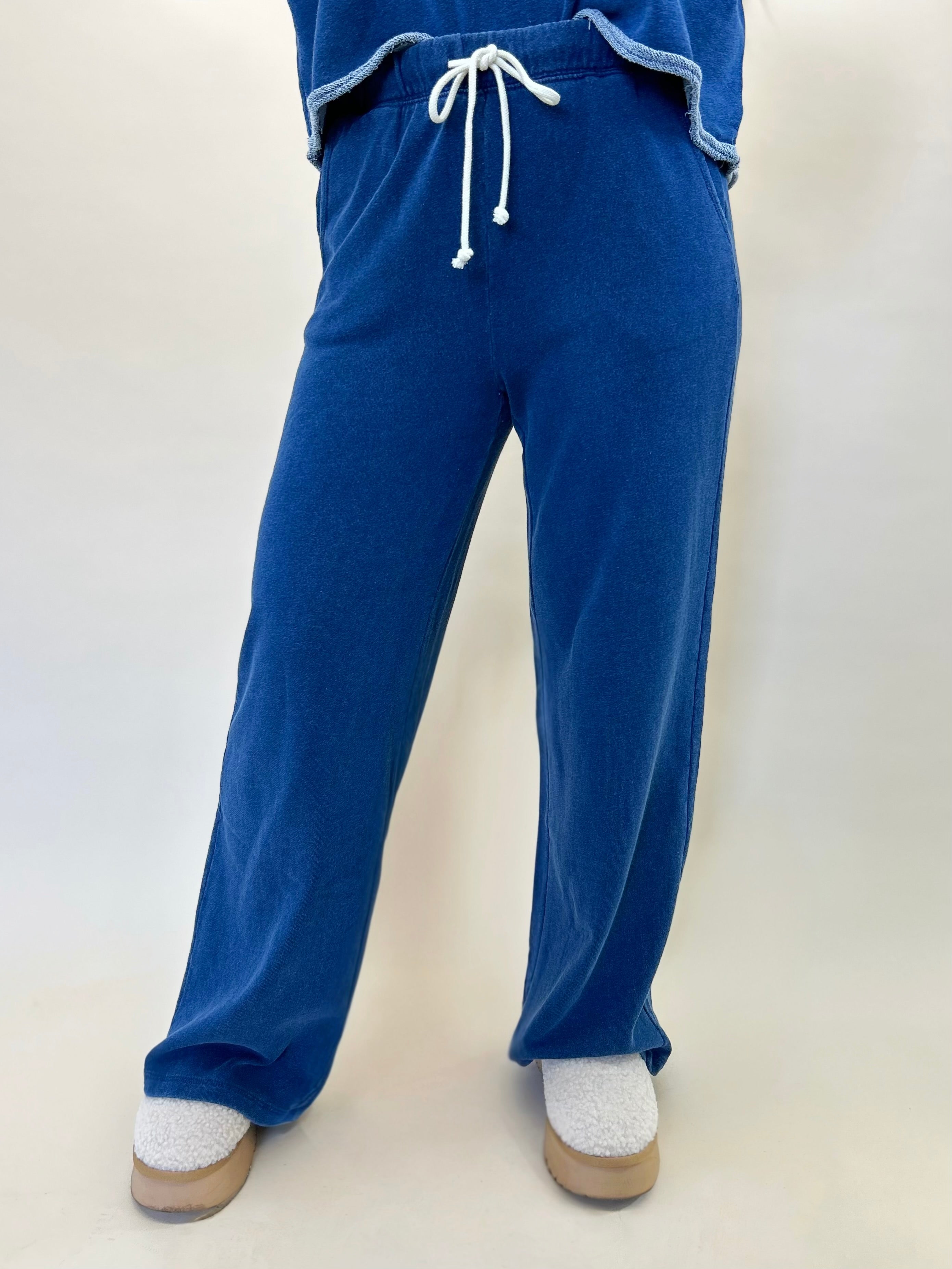On-model front view of Z Supply Hunter Knit Denim Pant styled with the matching Circuit Sweatshirt.