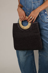 Tessa Crossbody: Chocolate