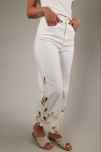 Audrey Bayadera Lace Crop